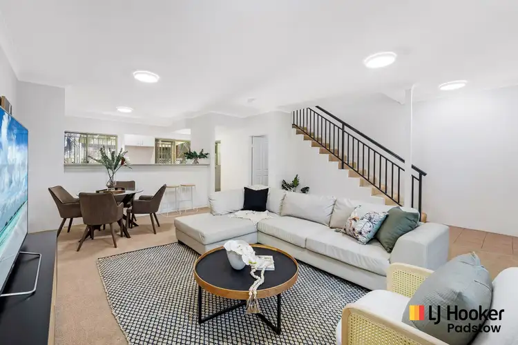 Second view of Homely townhouse listing, 2/98 Kingsway, Woolooware NSW 2230