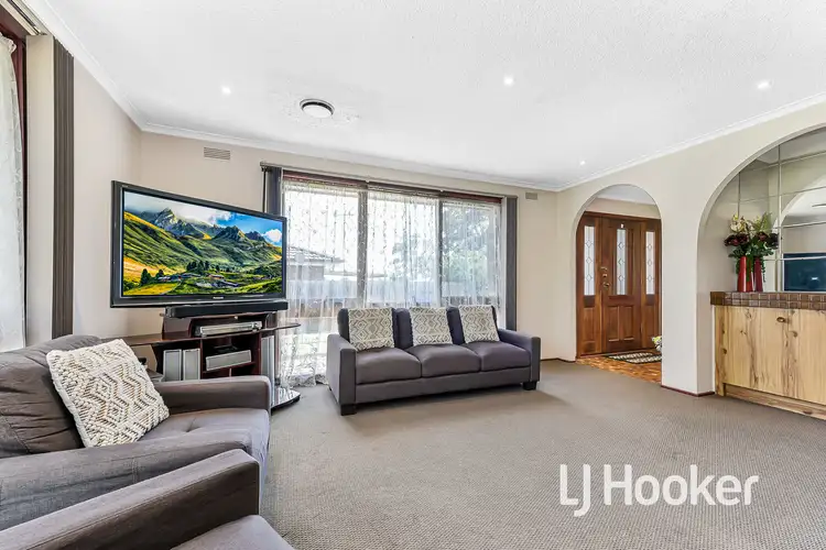 Second view of Homely house listing, 7 Wycombe Rise, Hampton Park VIC 3976