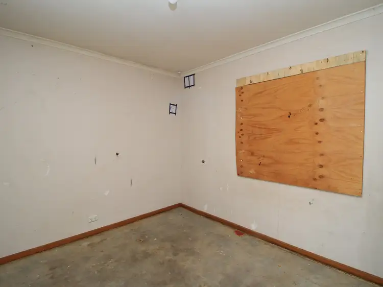 Seventh view of Homely house listing, 12 Norton Court, East Bairnsdale VIC 3875