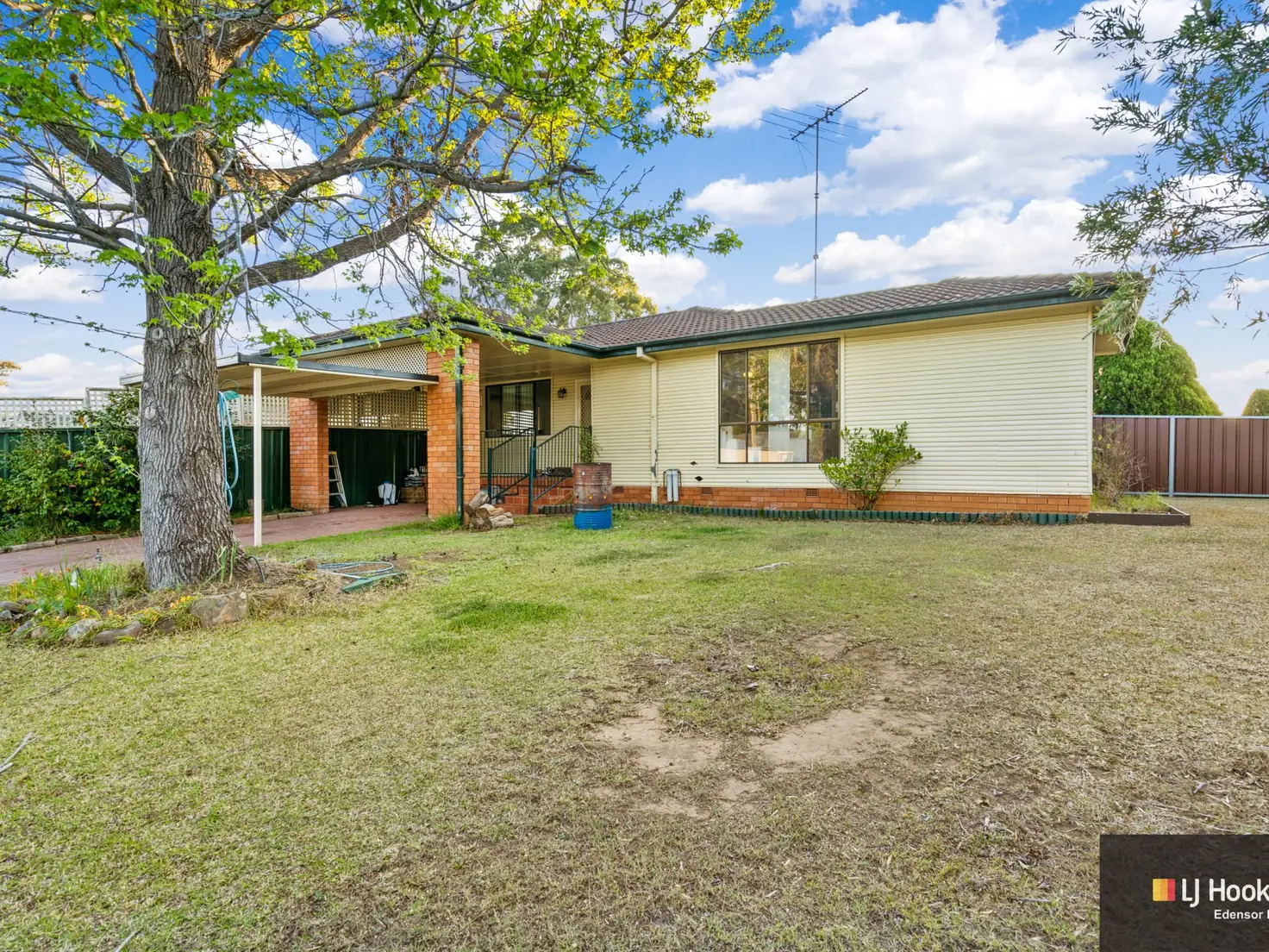 Main view of Homely house listing, 8 Macleay Street, Bradbury NSW 2560