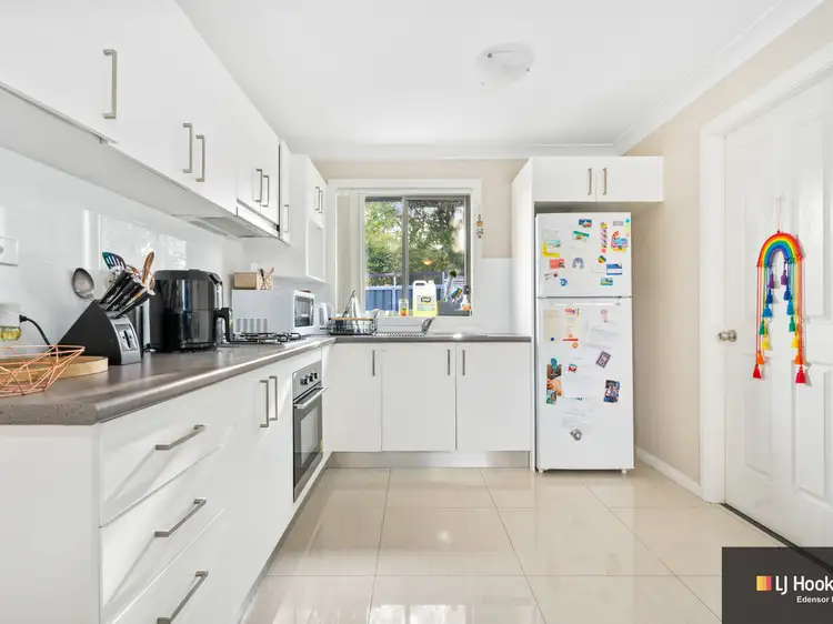 Fifth view of Homely house listing, 8 Macleay Street, Bradbury NSW 2560