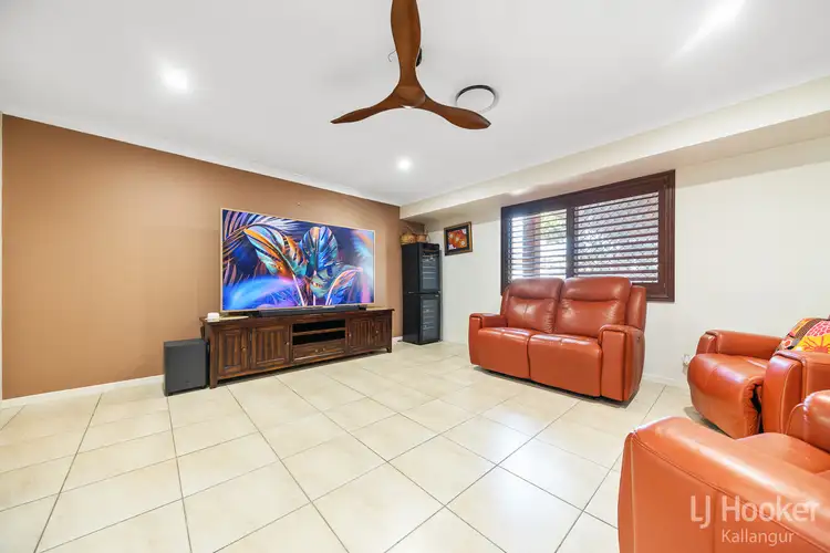 Fifth view of Homely house listing, 2 Diane Parade, Kallangur QLD 4503