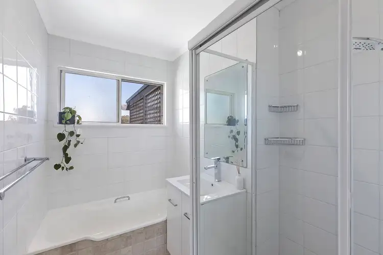 Sixth view of Homely house listing, 8 Byrd Street, Saratoga NSW 2251
