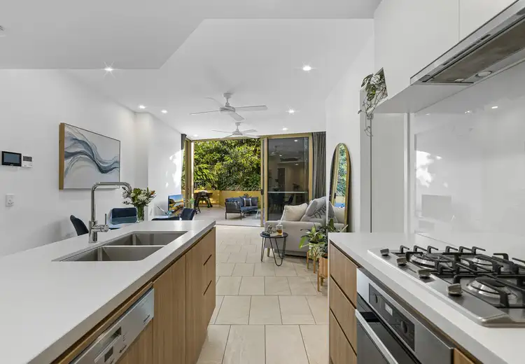 Fifth view of Homely unit listing, Unit 105/25 Shafston Avenue, Kangaroo Point QLD 4169