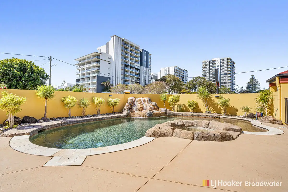 Main view of Homely unit listing, 28/10-12 Bath Street, Labrador QLD 4215