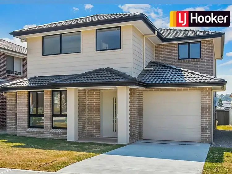 6 Scarlet Street, Jordan Springs NSW 2747