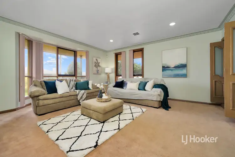 Fourth view of Homely house listing, 12 Rosslare Court, Hoppers Crossing VIC 3029