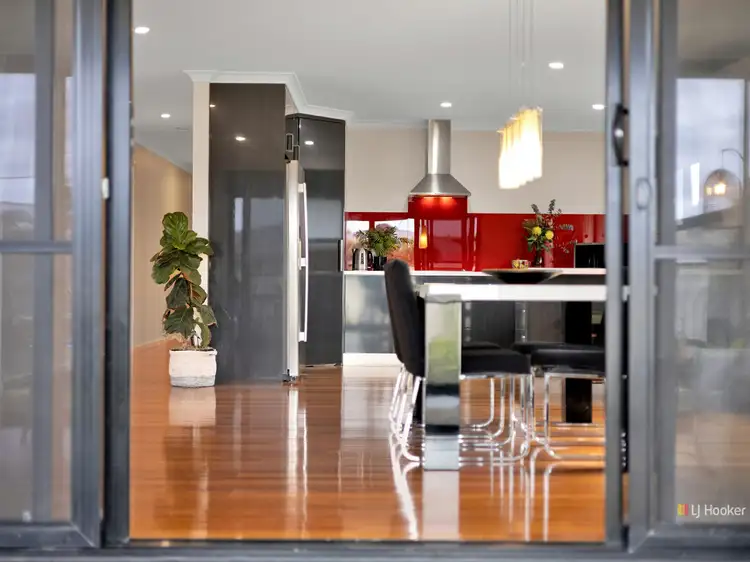 Fifth view of Homely house listing, 10 Sandy Crescent, Wynyard TAS 7325