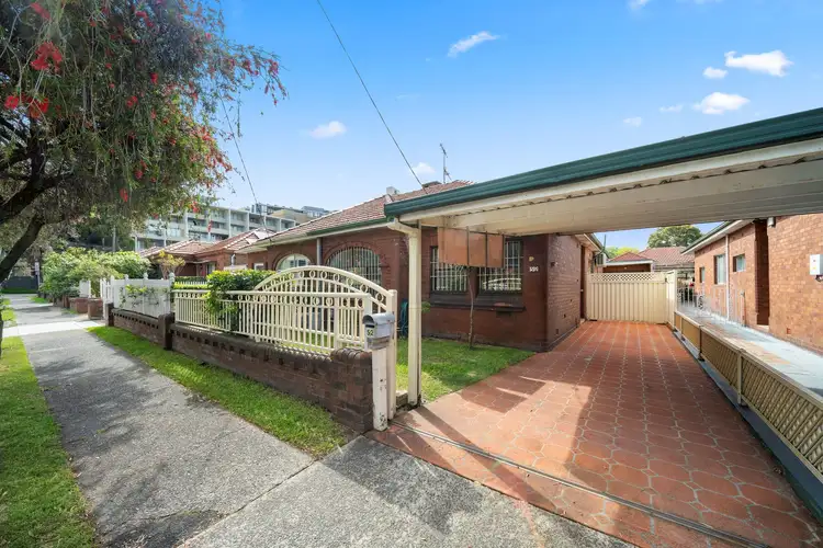 Sixth view of Homely house listing, 52 Hughes Avenue, Mascot NSW 2020