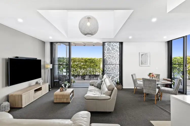 325/9 Mallard Lane, Warriewood NSW 2102