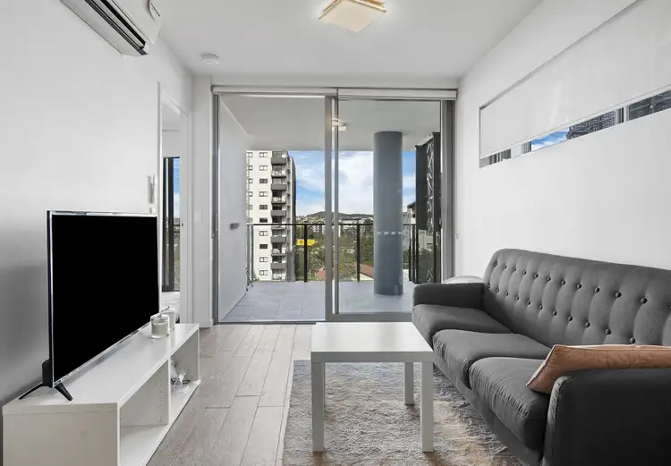 Fourth view of Homely unit listing, Unit 34/17 Carl Street, Woolloongabba QLD 4102