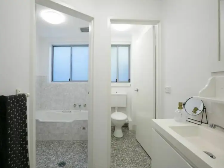 Fifth view of Homely unit listing, Unit 2/52-56 Landers Road, Lane Cove NSW 2066