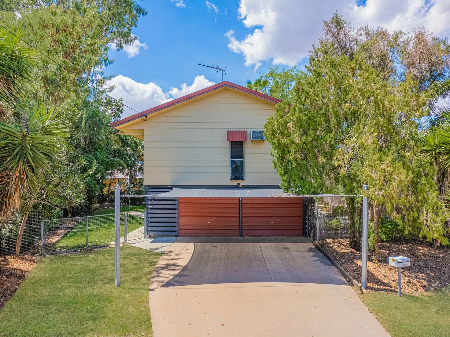 Main view of Homely house listing, 32 Colleen Ave, Emerald QLD 4720