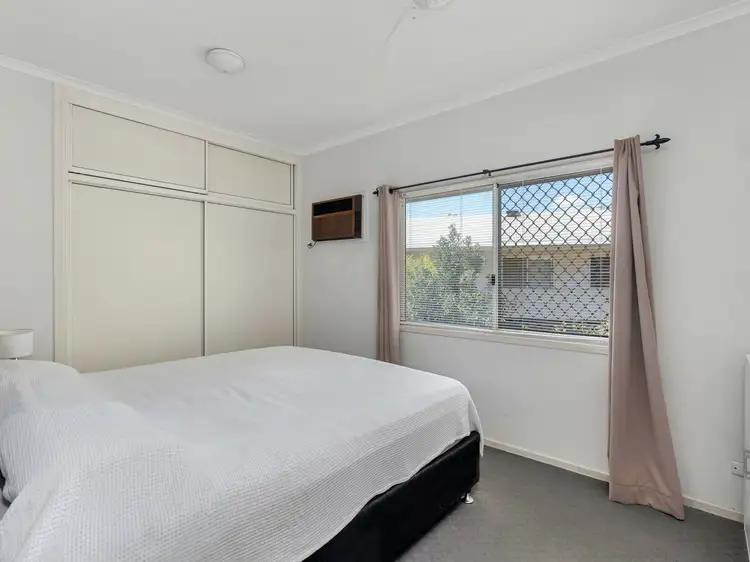 Sixth view of Homely house listing, 32 Colleen Ave, Emerald QLD 4720