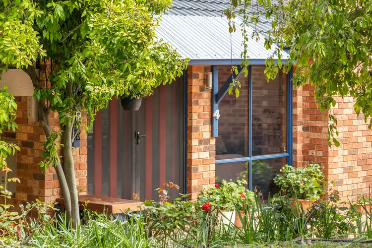 Fifth view of Homely house listing, 4 Kaeppel Place, Isaacs ACT 2607