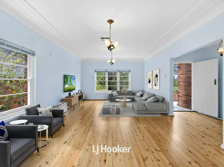 Second view of Homely house listing, 35 Craiglands Avenue, Gordon NSW 2072