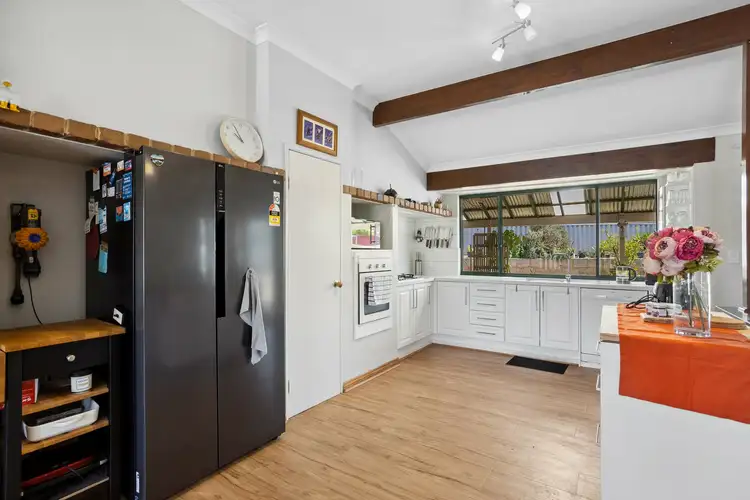Fourth view of Homely house listing, 6 Wescap Rise, Merriwa WA 6030