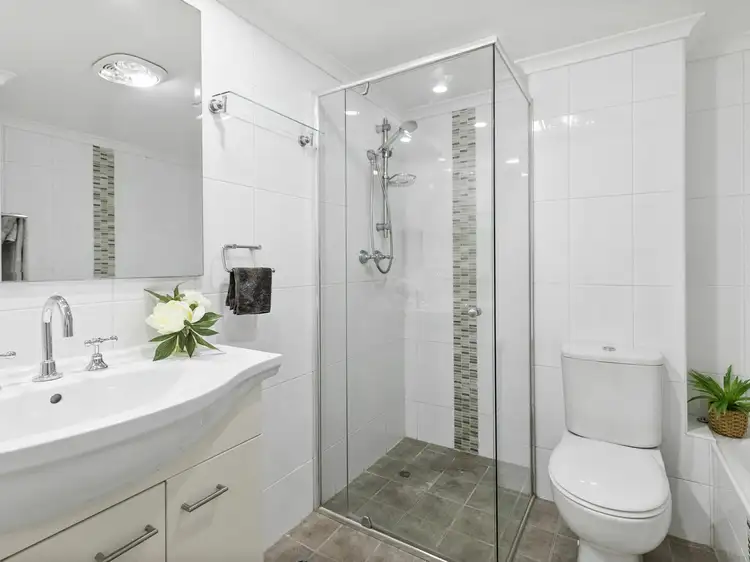 Sixth view of Homely unit listing, 1/300A Burns Bay Road, Lane Cove NSW 2066