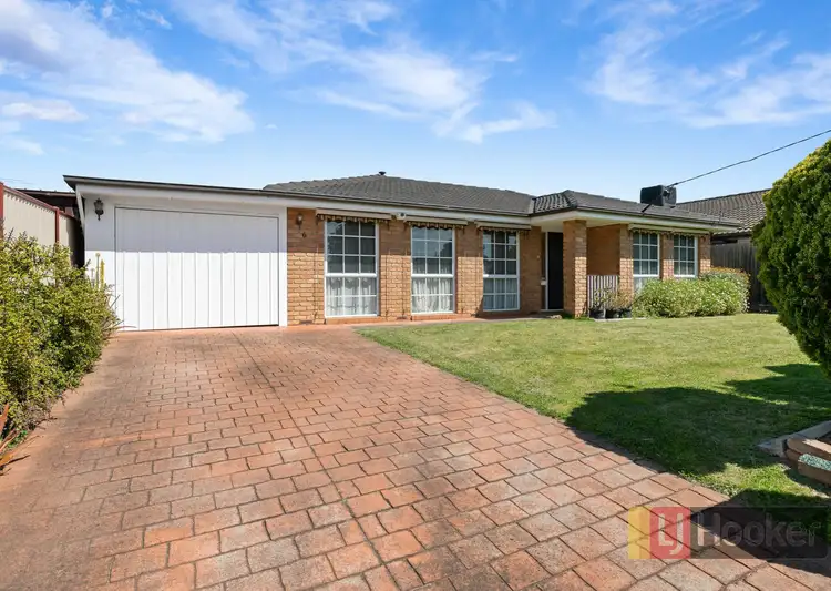 6 Greenleaf Crt, Keysborough VIC 3173