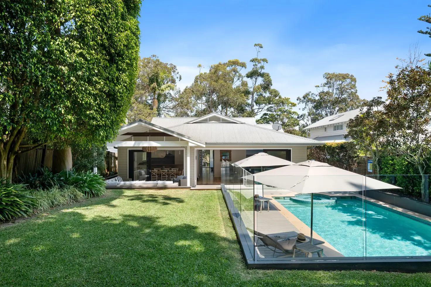 Main view of Homely house listing, 10 Bareena Road, Avalon Beach NSW 2107