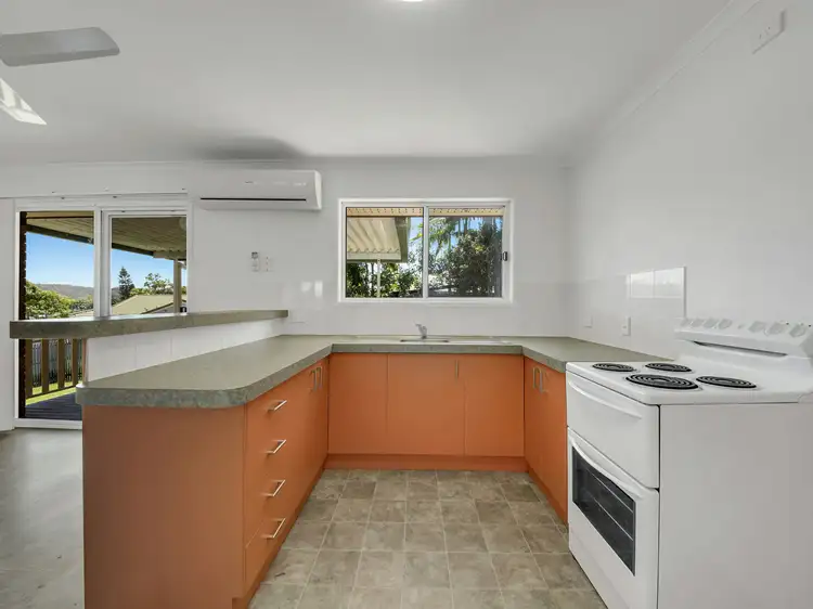 Second view of Homely house listing, 7 Ridge Close, Tannum Sands QLD 4680