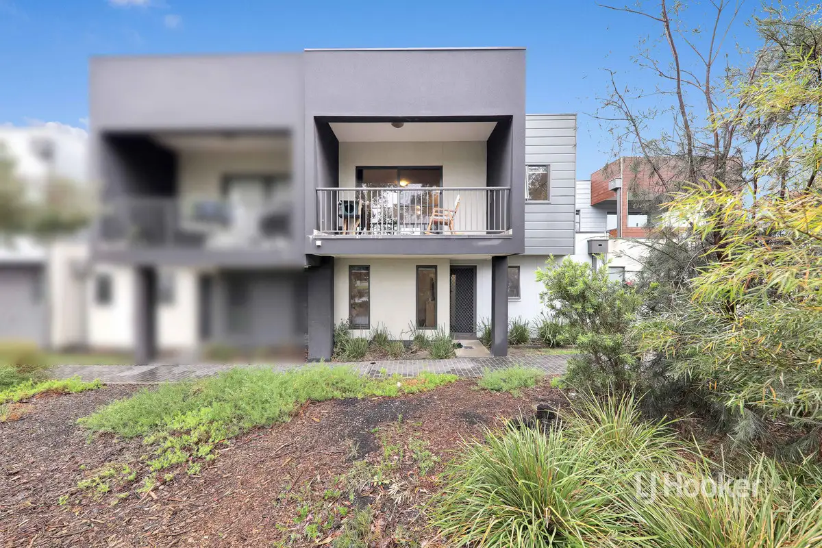 Main view of Homely townhouse listing, 3 Sable Circuit, Officer VIC 3809