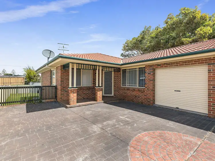 Main view of Homely villa listing, 2/91 Swadling Street, Long Jetty NSW 2261