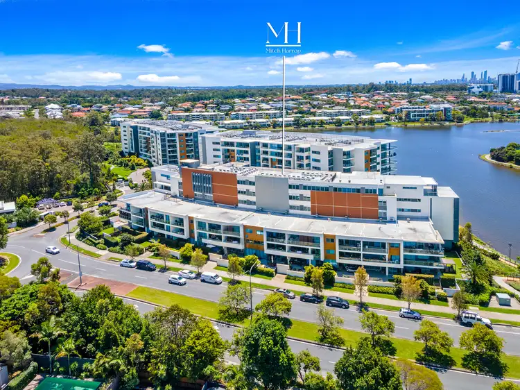 3120/397 Christine Avenue, Varsity Lakes QLD 4227