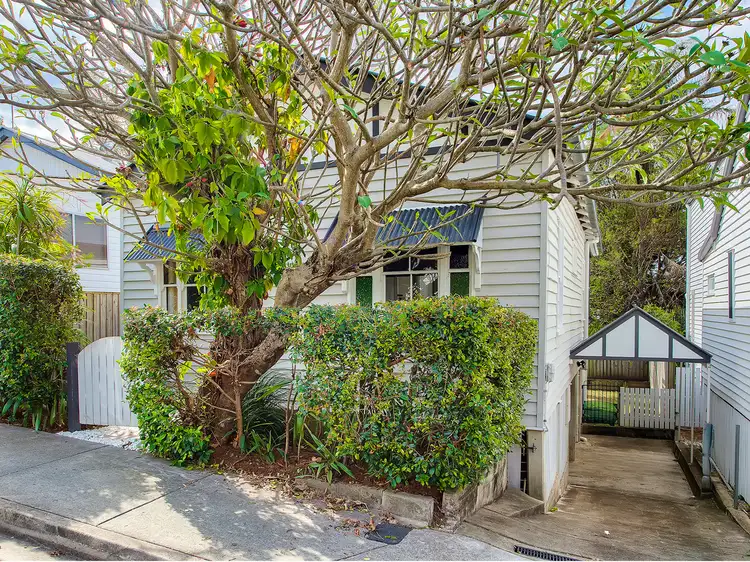52 Glen Street, Kelvin Grove QLD 4059