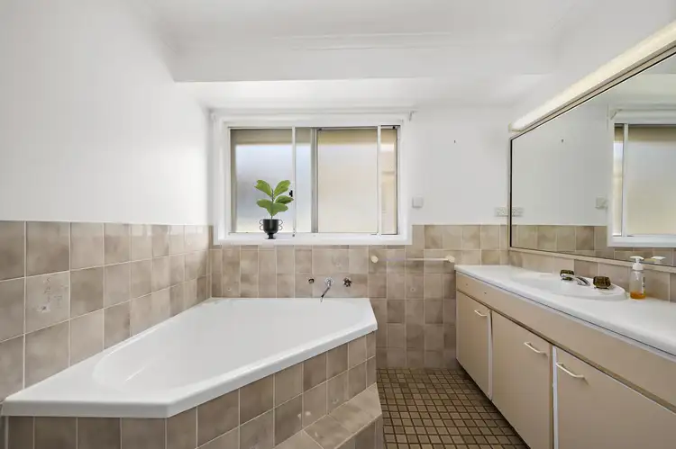 Fifth view of Homely house listing, 4 Castor Street, Yass NSW 2582