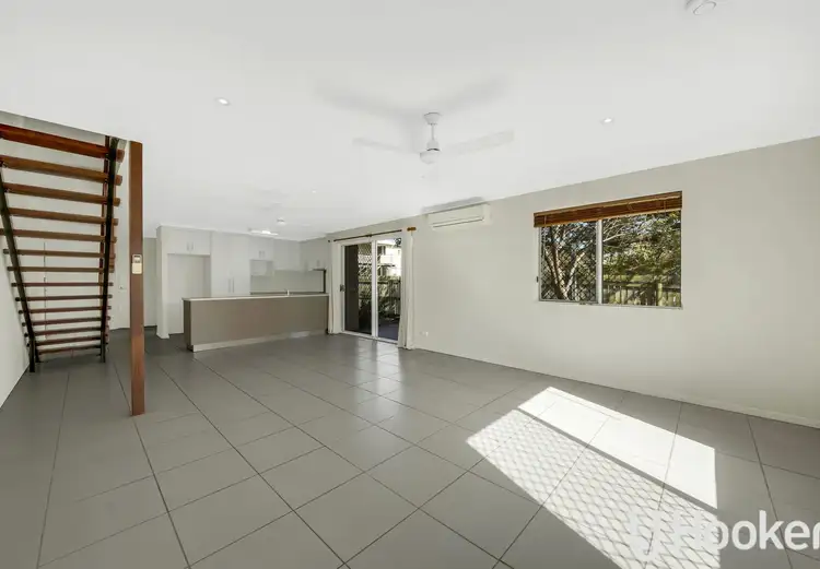 Sixth view of Homely unit listing, 1/70 Off Lane, South Gladstone QLD 4680