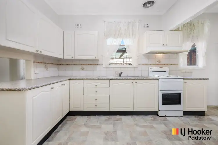 Sixth view of Homely house listing, 18 Adelaide Road, Padstow NSW 2211