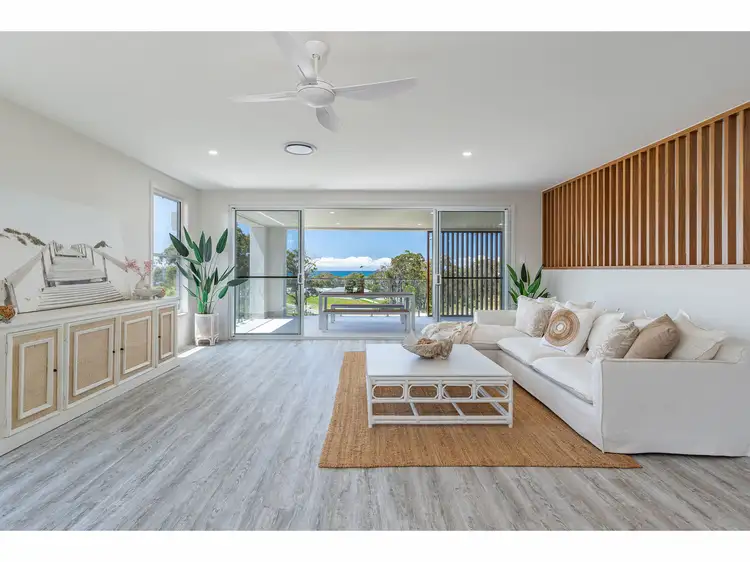 4 Silk Crescent, Diamond Beach NSW 2430