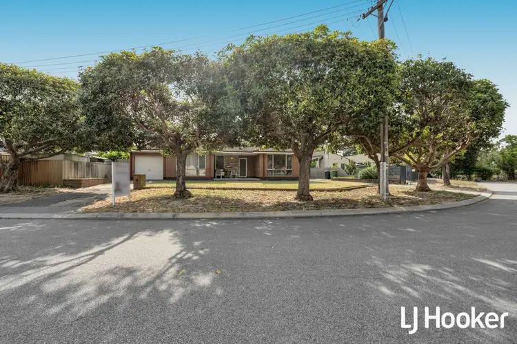 6 Thursley Way, Gosnells WA 6110