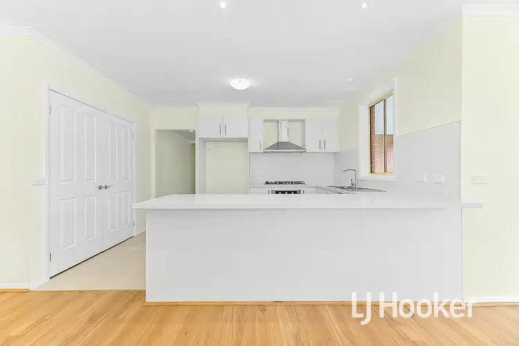 Fourth view of Homely house listing, 10 Baynton Crescent, Lynbrook VIC 3975
