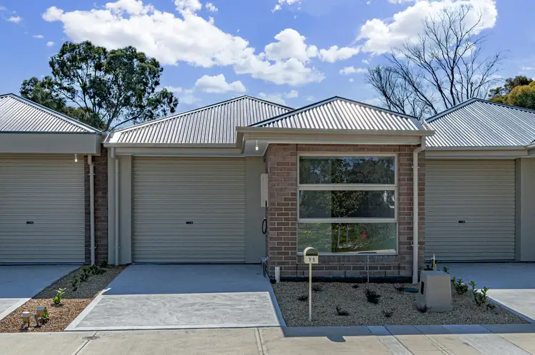 35 Victoria Way