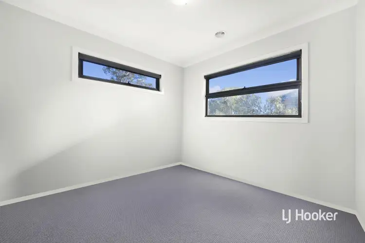 Sixth view of Homely townhouse listing, 33 Burssi Circuit, Doreen VIC 3754