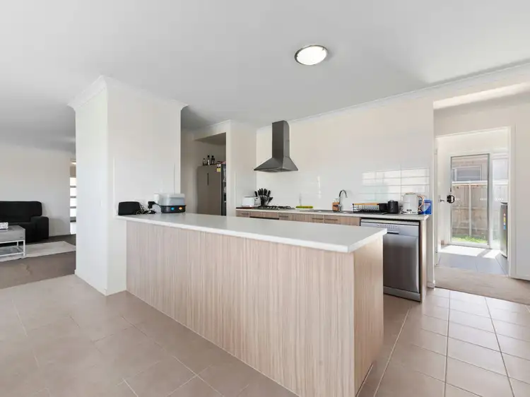Fourth view of Homely house listing, 19 Eastcoast Court, Bairnsdale VIC 3875