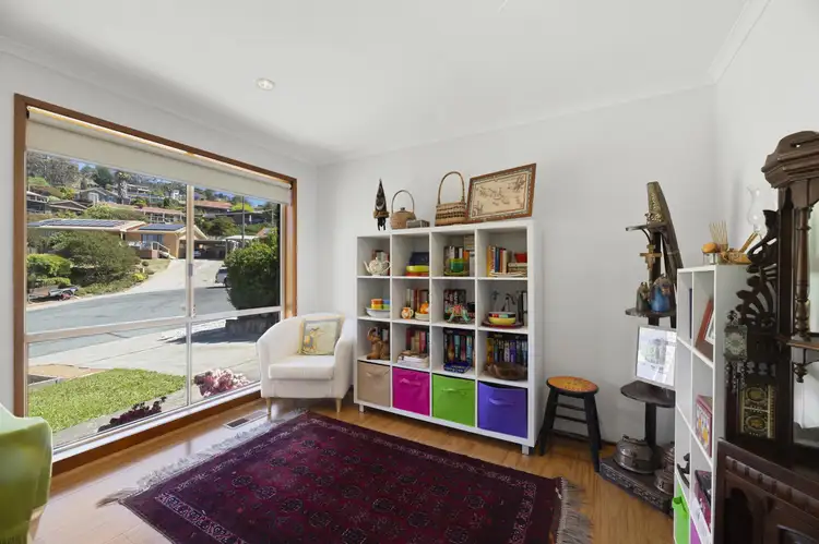 Fifth view of Homely house listing, 8 Creswick Place, Calwell ACT 2905