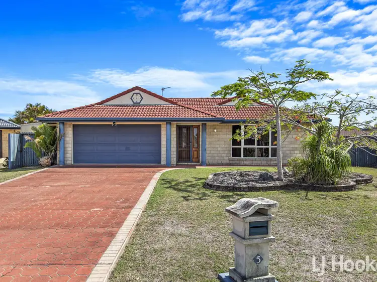 5 Whistler Court, Eli Waters QLD 4655