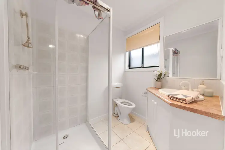 Sixth view of Homely house listing, 18 Tigris Close, Werribee VIC 3030
