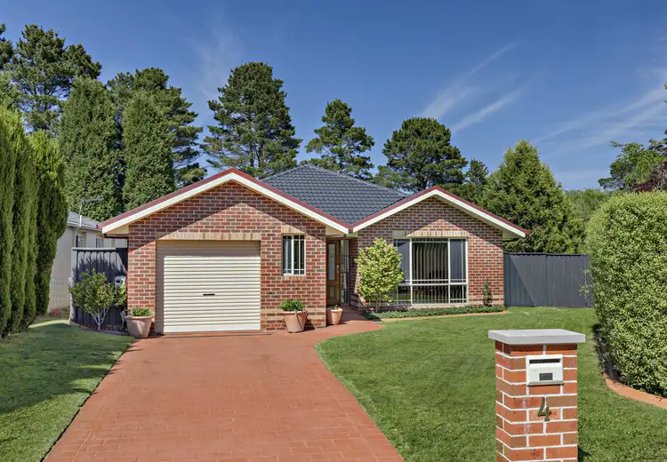 4 Rowan Place, Bowral NSW 2576