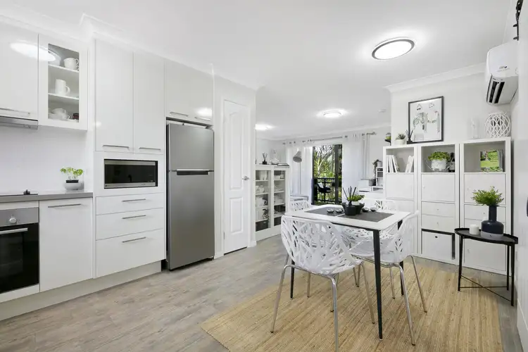 Fourth view of Homely apartment listing, 9/5 Railway Street, Southport QLD 4215