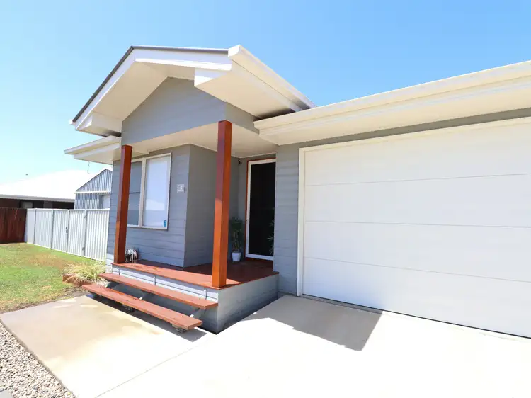 12 Wheeler Drive, Roma QLD 4455