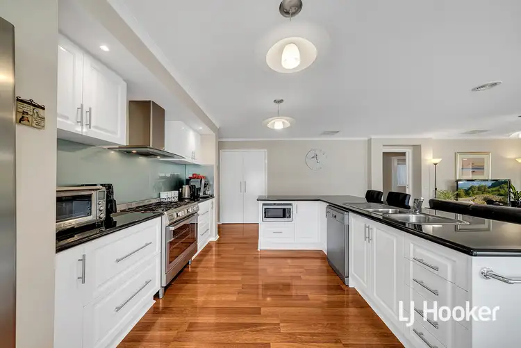8 Bassenthwaite Vista, Harkness VIC 3337