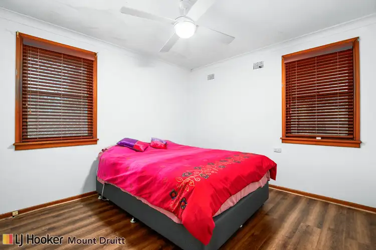 Seventh view of Homely house listing, 17 Mcmurdo Avenue, Tregear NSW 2770