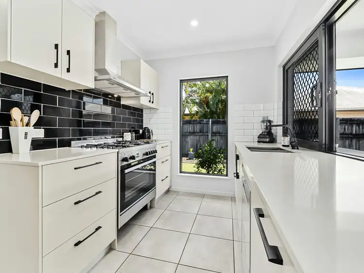 Second view of Homely house listing, 7 Munderra Close, Smithfield QLD 4878
