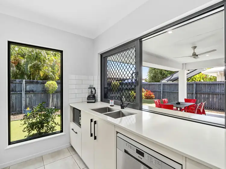 Fifth view of Homely house listing, 7 Munderra Close, Smithfield QLD 4878