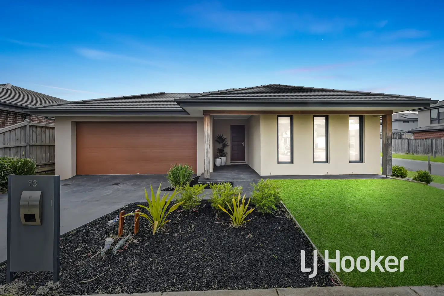Main view of Homely house listing, 93 Parkhurst Drive, Cranbourne East VIC 3977