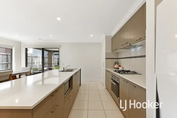 Fifth view of Homely house listing, 93 Parkhurst Drive, Cranbourne East VIC 3977